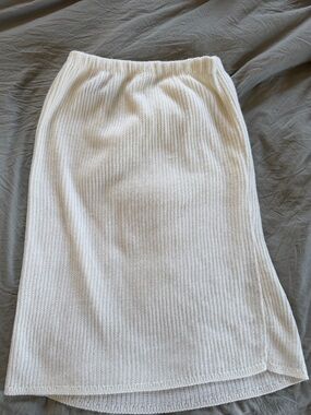 Vintage White Knit Midi Skirt - Classic Women's Skirt